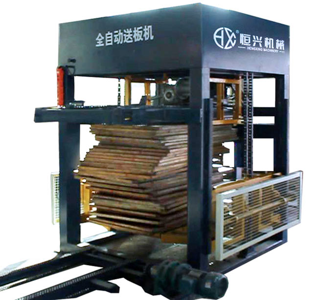 自(zi)動上闆機 供闆(pǎn)機