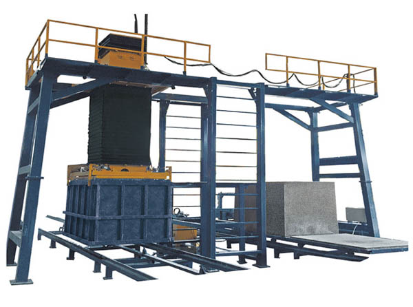 陶(táo)粒加氣(qi)塊自動(dong)脫模機(ji)