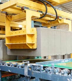 脫模機及吊(diào)具