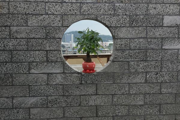 新型(xíng)牆材緻富新(xīn)路-投資陶粒(lì)泡沫混凝土(tu)砌塊的優勢(shì)