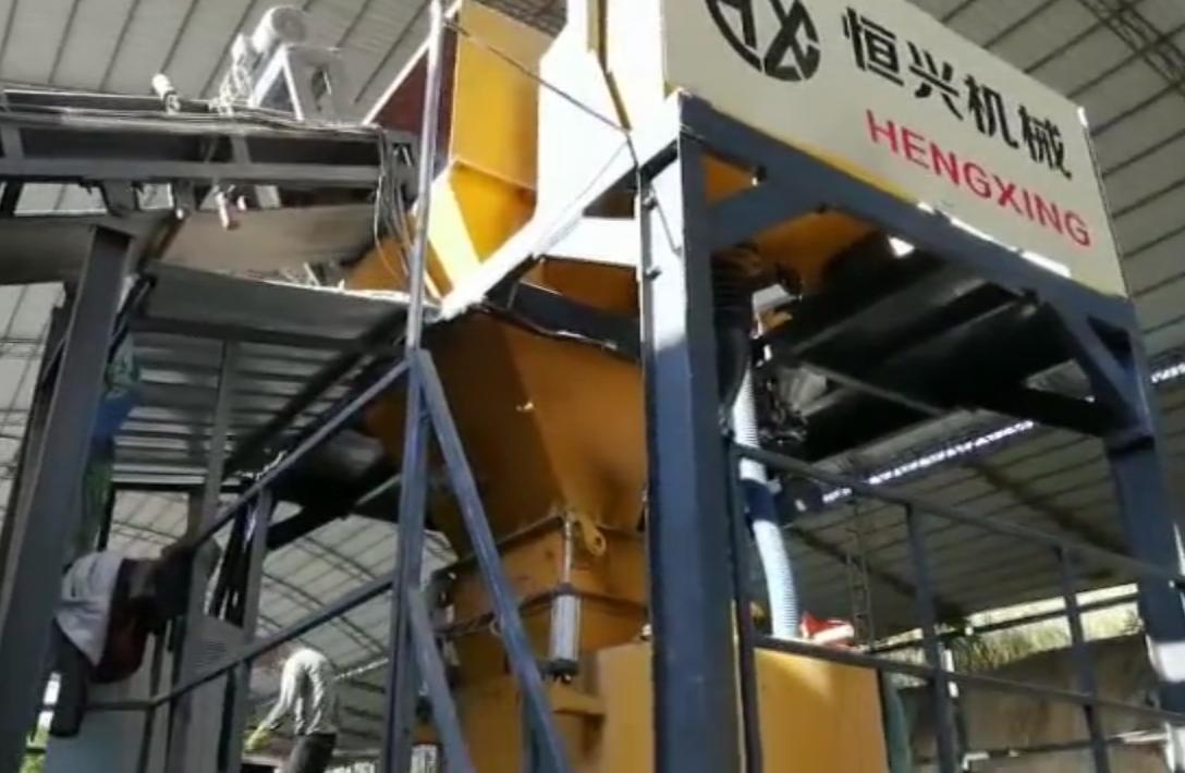 免蒸(zhēng)加氣塊設備 免(miǎn)蒸加氣磚生産(chan)線現場視頻