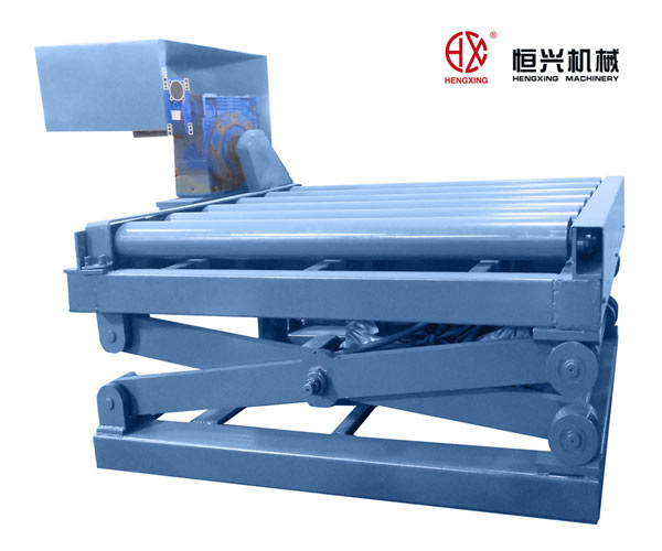 升(shēng)降式滾(gǔn)筒輸送(song)機