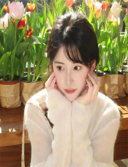 金蝉脱壳在线观看_麻烦中的女人_送你一朵小红花免费观看